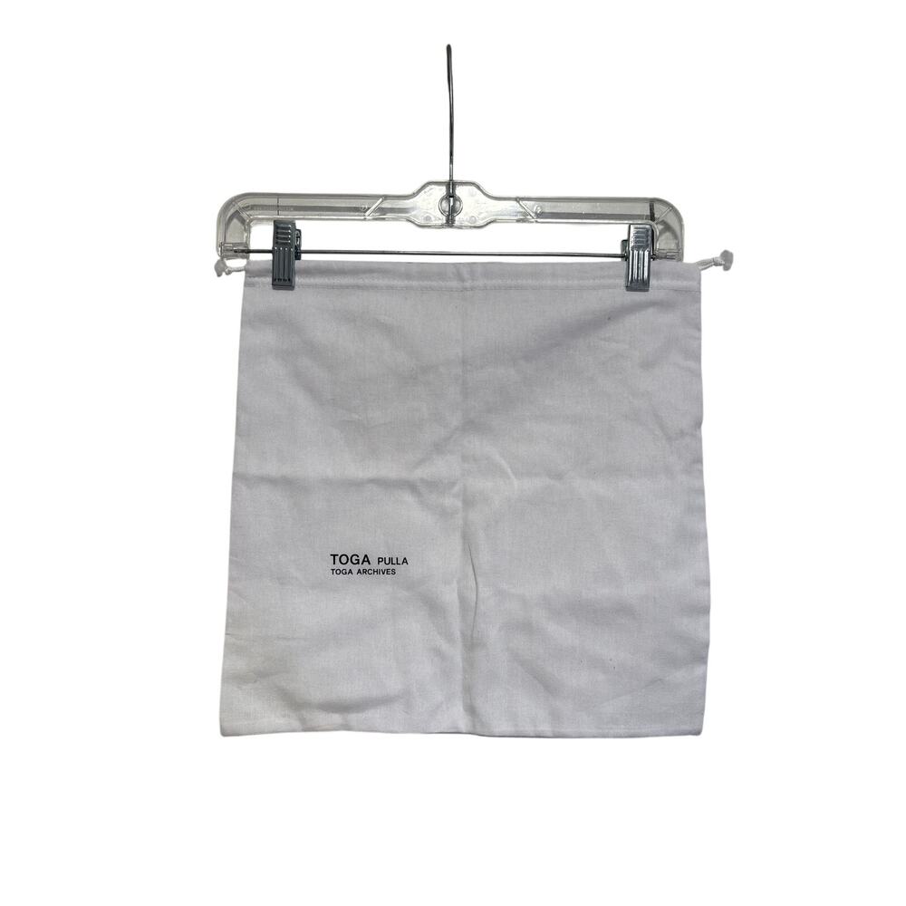 Toga Pulla White Drawstring Dust Bag Organizer
